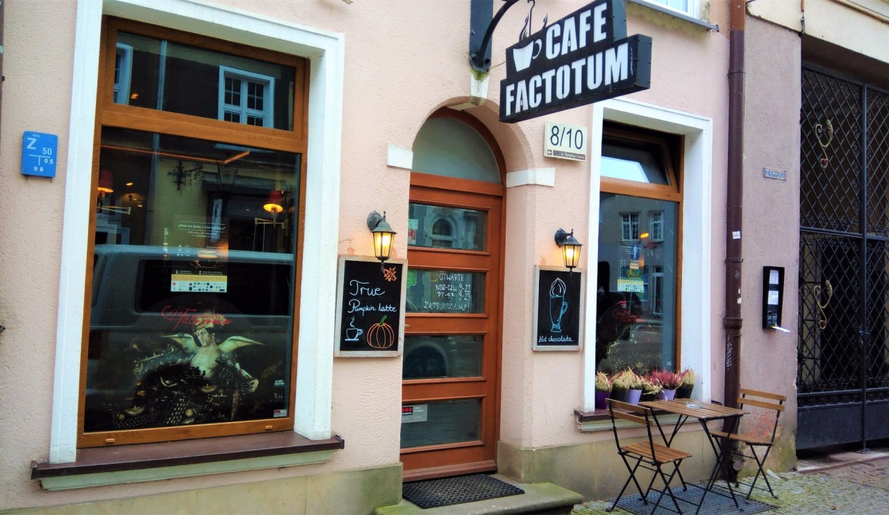 Cafe Factotum
